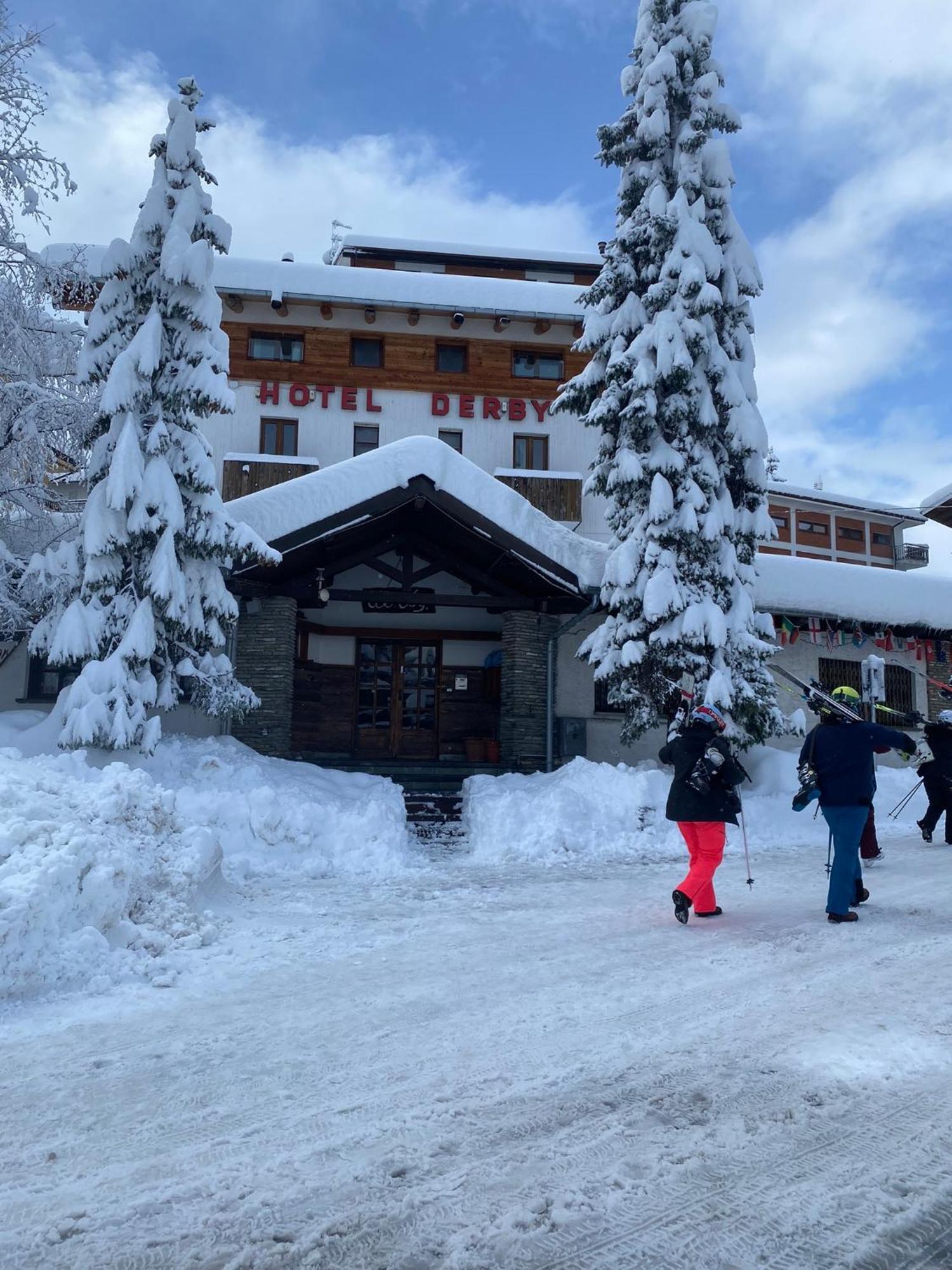 Hotel Derby Bar Oulx Dış mekan fotoğraf